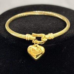 Gold Heart Charm Bracelet
